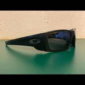 Oakley Fuel Cell non-polarized sunglasses